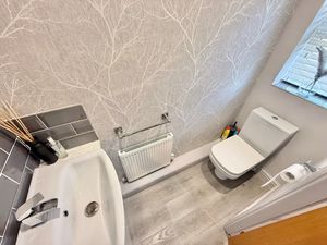 Islay Close Stanney Oaks